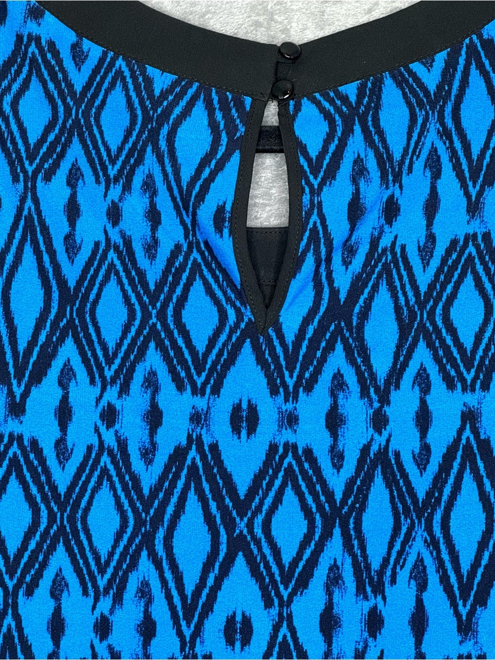 Lane Bryant Women’s 14/16 Top Blue Black Geometric Diamond Cutout Sleeveless - Picture 6 of 7